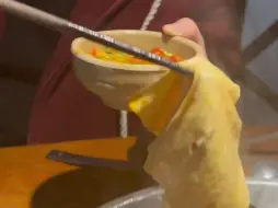 冬天来临，吃上一顿热气腾腾的火锅 身体暖洋洋