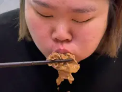吃200一位的自助寿喜锅，牛肉太香了