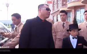 彪哥入驻夜总会，全体保镖出门迎接，排场比老板还大