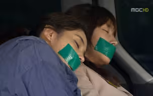 3韩剧(两女被坏人绑架)