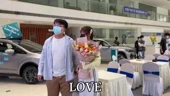 好漂亮的小姐姐呀