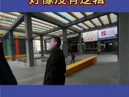 罗永浩提着裤子追到电梯口，教育方舟子律师7分钟，疯狂输出，然后老罗带货福利品烤海鸭蛋，爆沙流油，超级划算。