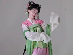 桃红柳绿