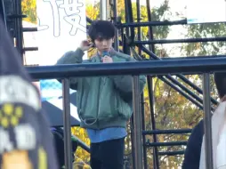 林墨彩排松弛感拉满，轻轻松松被帅到了