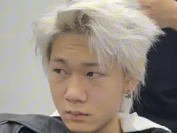 王嘉尔夹板教程