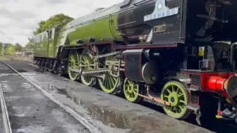 亨利出发！冒险之旅正式开启🚂✨