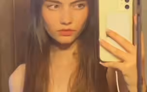 当你失去了婴儿肥之后，姐姐让我们看到了非常直观的前后变化
