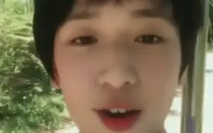 宝宝你知不知道我多庆幸你做过展逸文，因为这段过去是我的良药一剂，是我成年生活中的一点治愈，是我远离一切喧嚣后的精神乌托邦。