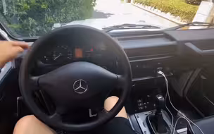 真正的奔驰G，硬派越野车—军版G300P
