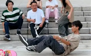 学会这招，摔倒了也不尴尬！