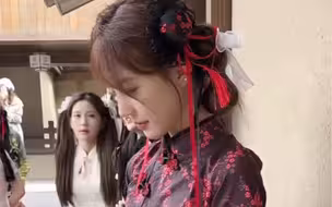文斌跟拍李丽欣的一天，现场美女环绕！