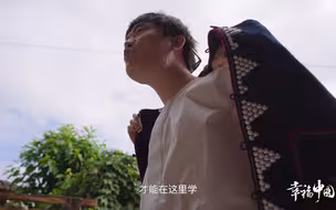 《这十年·幸福中国》90后设计师用华服讲述东方故事