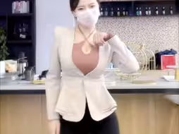 像极了上班的你