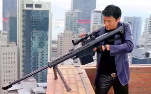 “刘德华”化身绝命杀手，手持巴雷特大杀四方，连二胡都能成为夺命武器