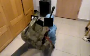 我们尼龙佬是这样的