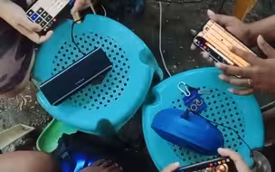 手 机 乐 队