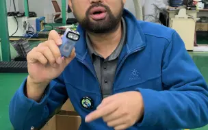这么小的手电，我还要塞个控制芯片进去，而且还有编程！